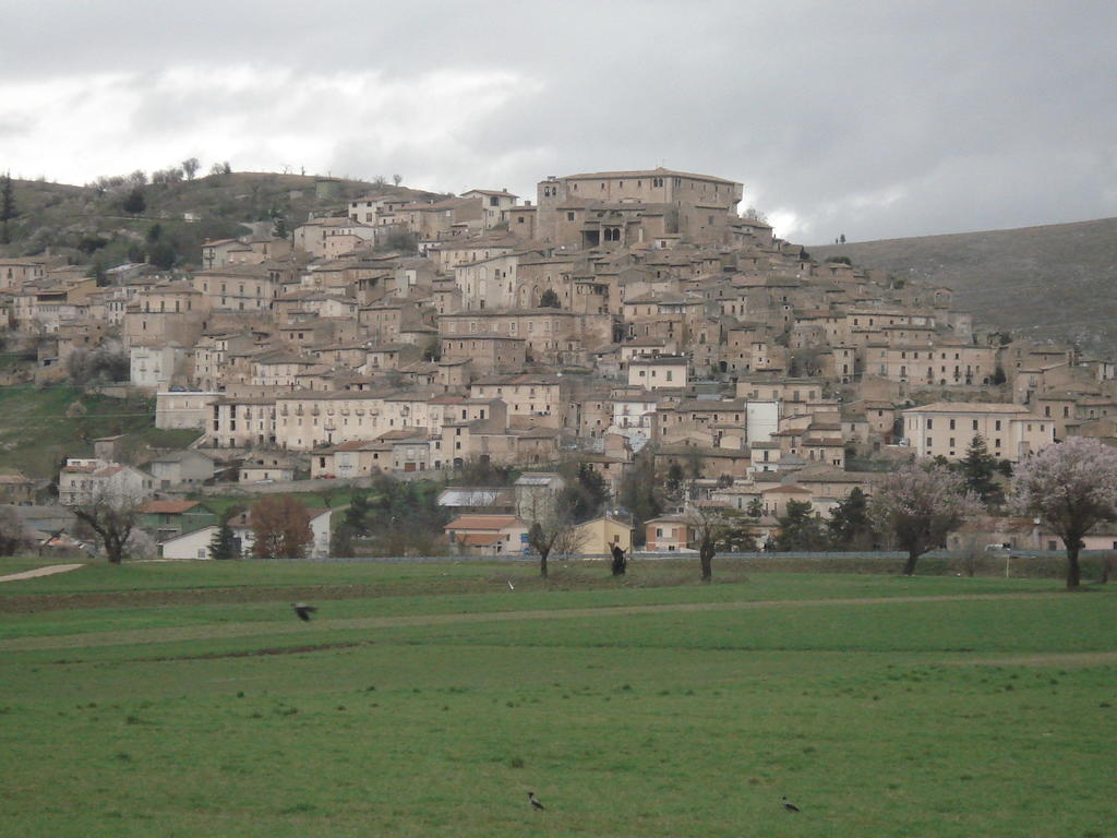 Abruzzo Segreto Bed and Breakfast Navelli Buitenkant foto